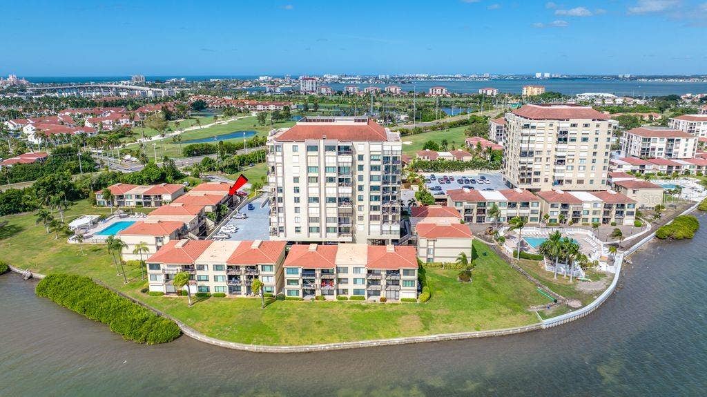 6372 PALMA DEL MAR BLVD S, #319, St Petersburg, FL 33715