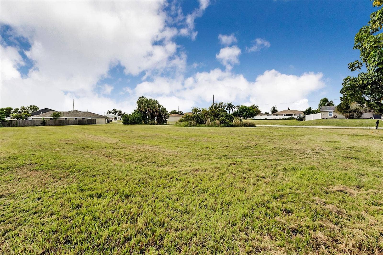 2501 NE 22ND PLACE, Cape Coral, FL 33909 2501 NE 22ND PLACE, Cape Coral, FL 33909