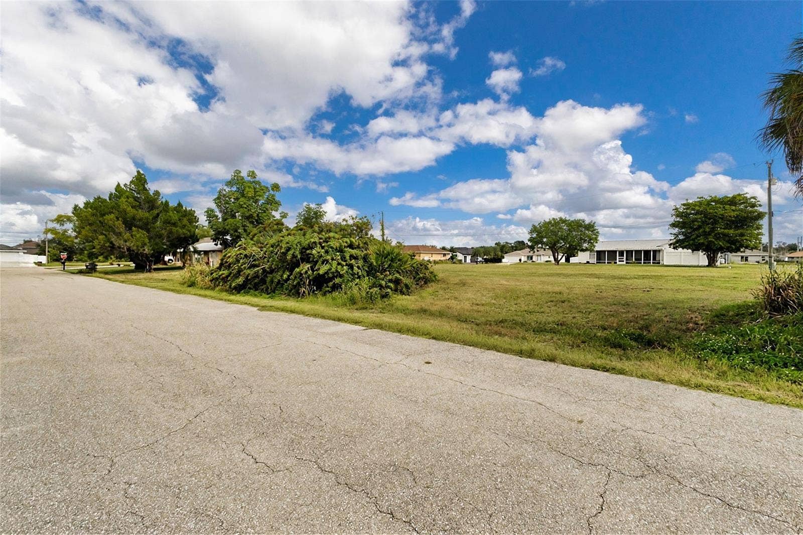 2501 NE 22ND PLACE, Cape Coral, FL 33909 2501 NE 22ND PLACE, Cape Coral, FL 33909