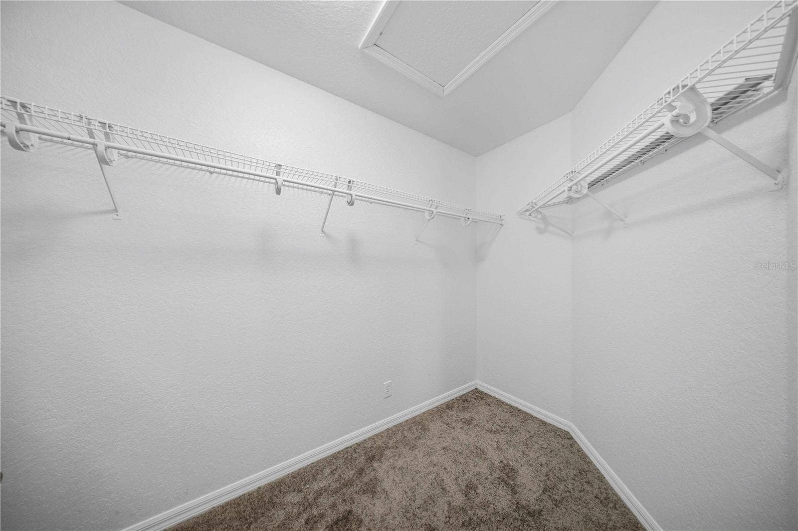 9636 N QUARRY DR, Citrus Springs, FL 34434 9636 N QUARRY DR, Citrus Springs, FL 34434