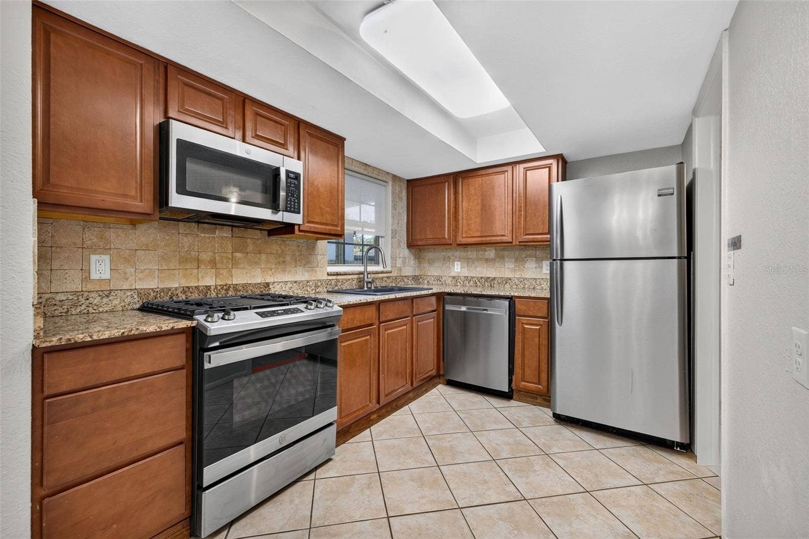 500 SOUTHWEST BOULEVARD N, St Petersburg, FL 33703