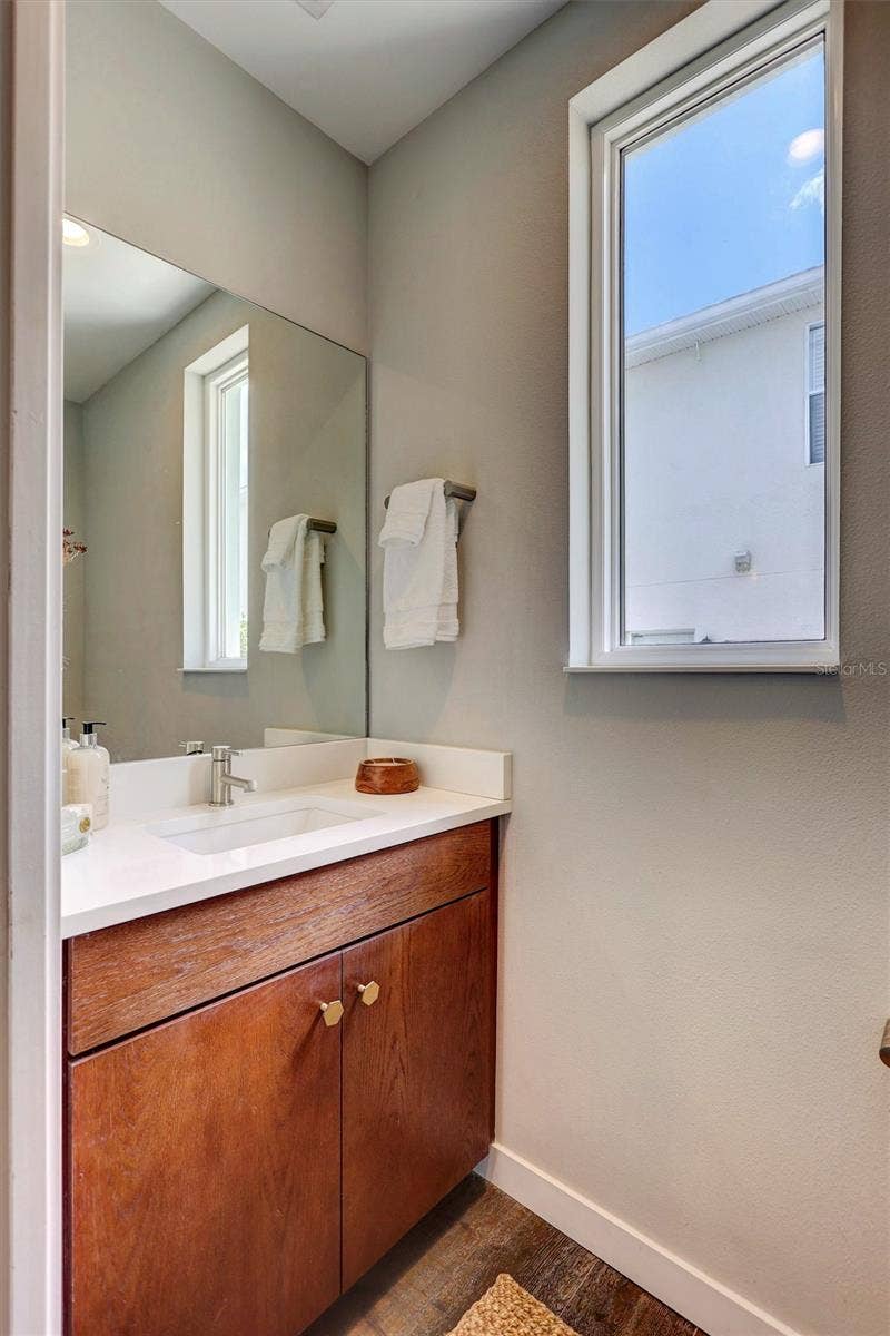 349 7TH STREET S, St Petersburg, FL 33701 349 7TH STREET S, St Petersburg, FL 33701
