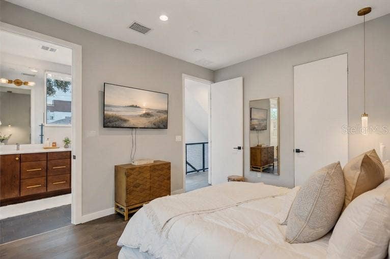 349 7TH STREET S, St Petersburg, FL 33701 Bedroom 2