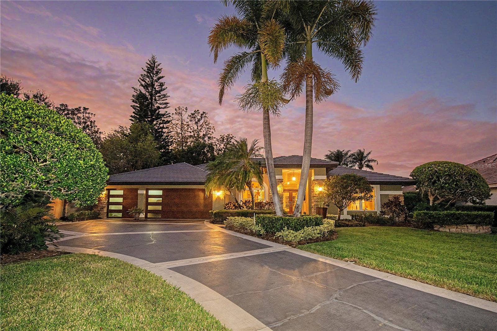 1334 FALLSMEADE COURT, Oldsmar, FL 34677 1334 FALLSMEADE COURT, Oldsmar, FL 34677