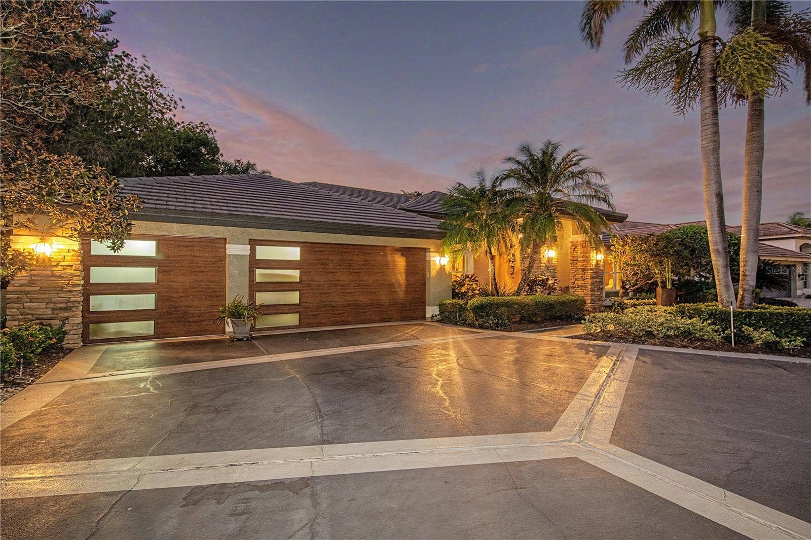 1334 FALLSMEADE COURT, Oldsmar, FL 34677 1334 FALLSMEADE COURT, Oldsmar, FL 34677