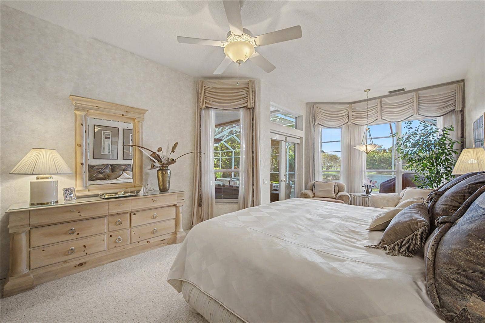 1334 FALLSMEADE COURT, Oldsmar, FL 34677 1334 FALLSMEADE COURT, Oldsmar, FL 34677