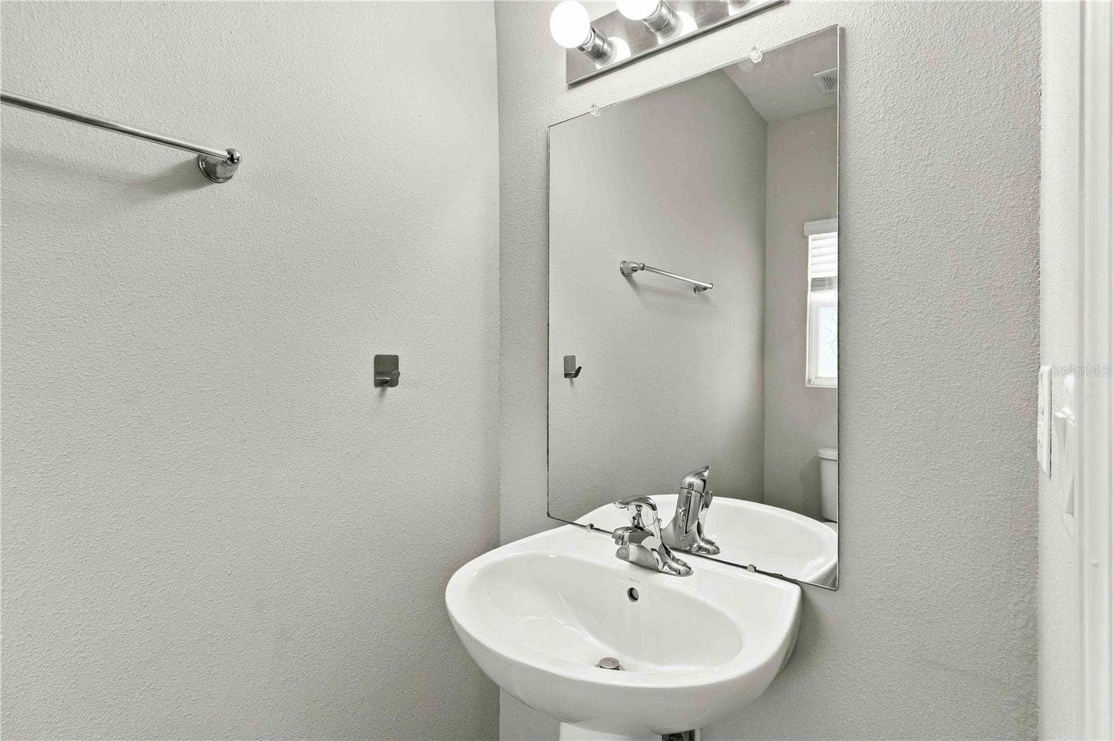 5513 SUMMER SUNSET DRIVE, Apollo Beach, FL 33572 5513 SUMMER SUNSET DRIVE, Apollo Beach, FL 33572