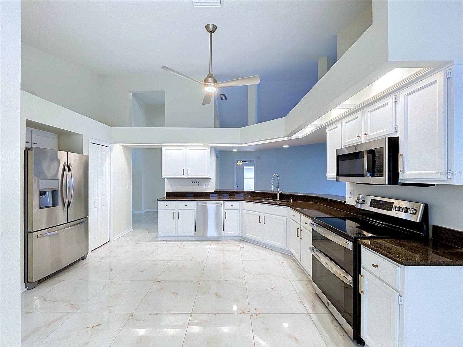 17505 WOODTHRUSH PLACE, Tampa, FL 33647