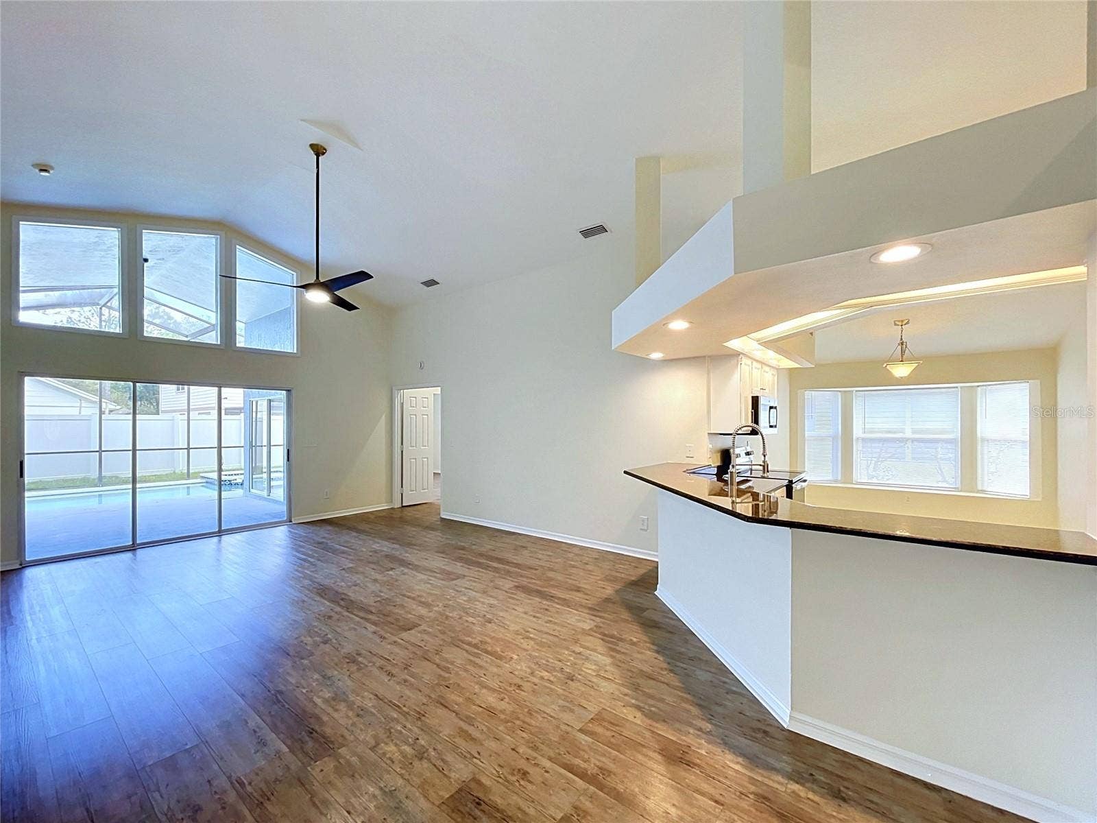 17505 WOODTHRUSH PLACE, Tampa, FL 33647