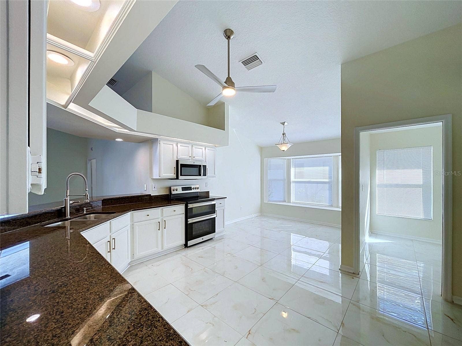 17505 WOODTHRUSH PLACE, Tampa, FL 33647