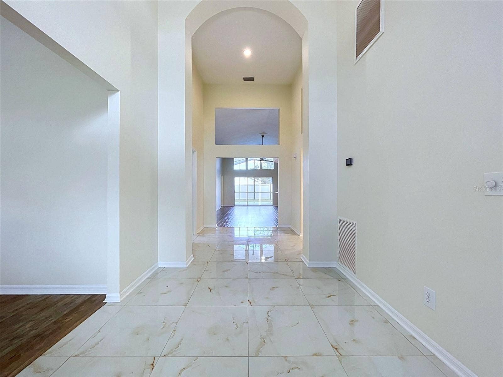 17505 WOODTHRUSH PLACE, Tampa, FL 33647
