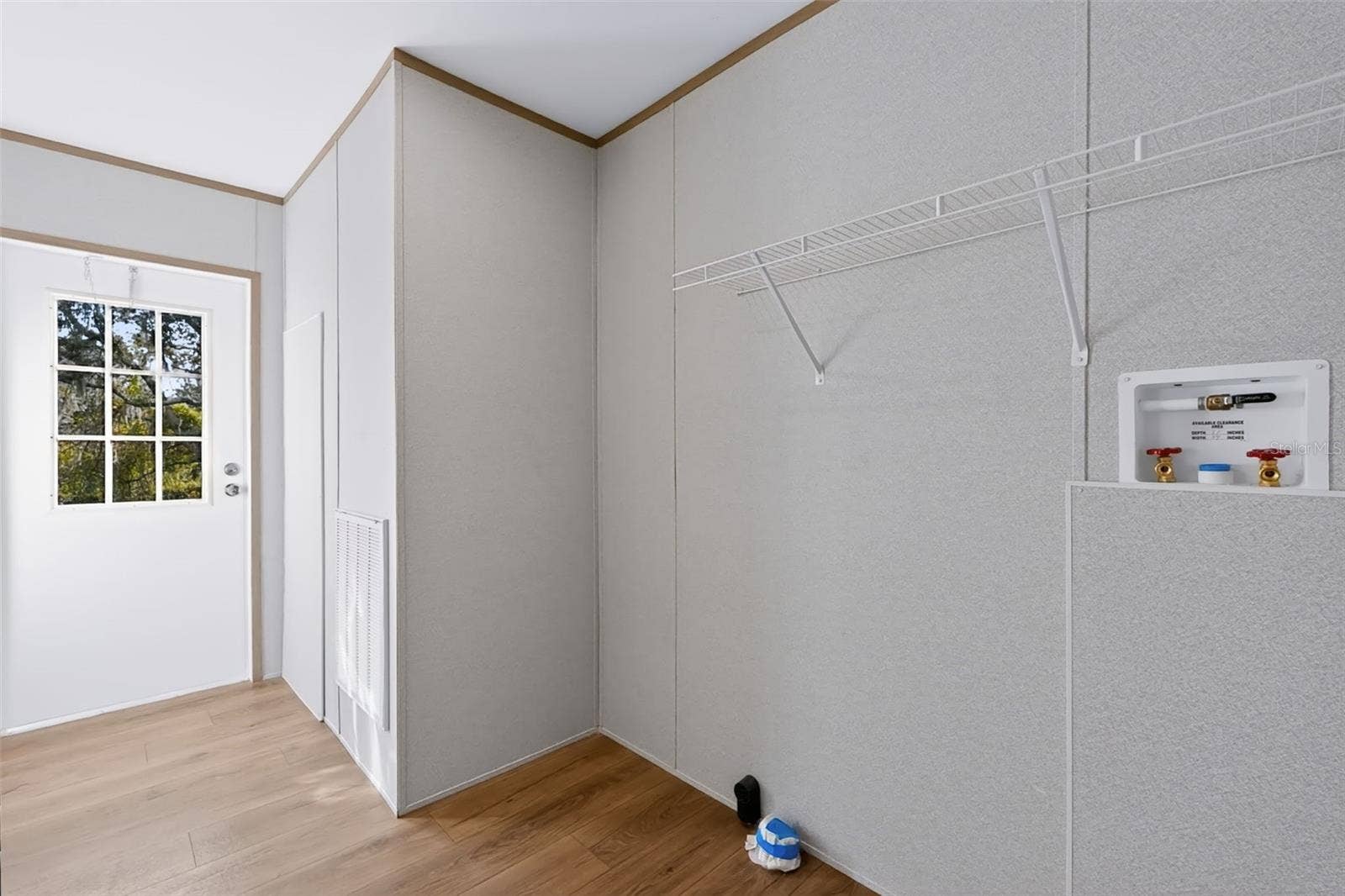 Indoor laundry room