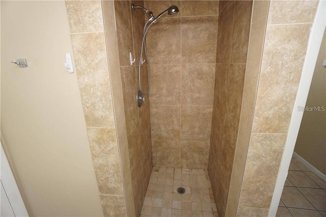 6334 NEWTOWN CIRCLE, #34A7, Tampa, FL 33615