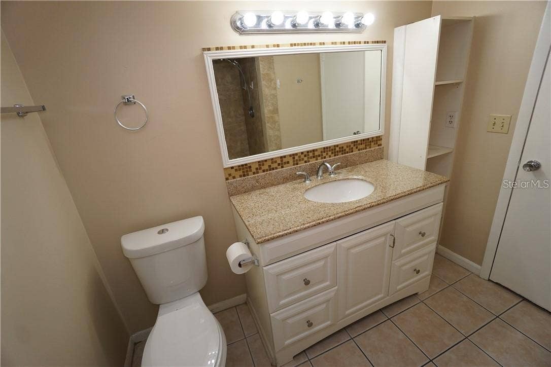 Bathroom #2