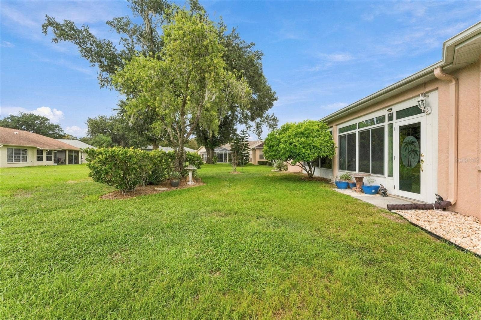 Backyard with Green Space!