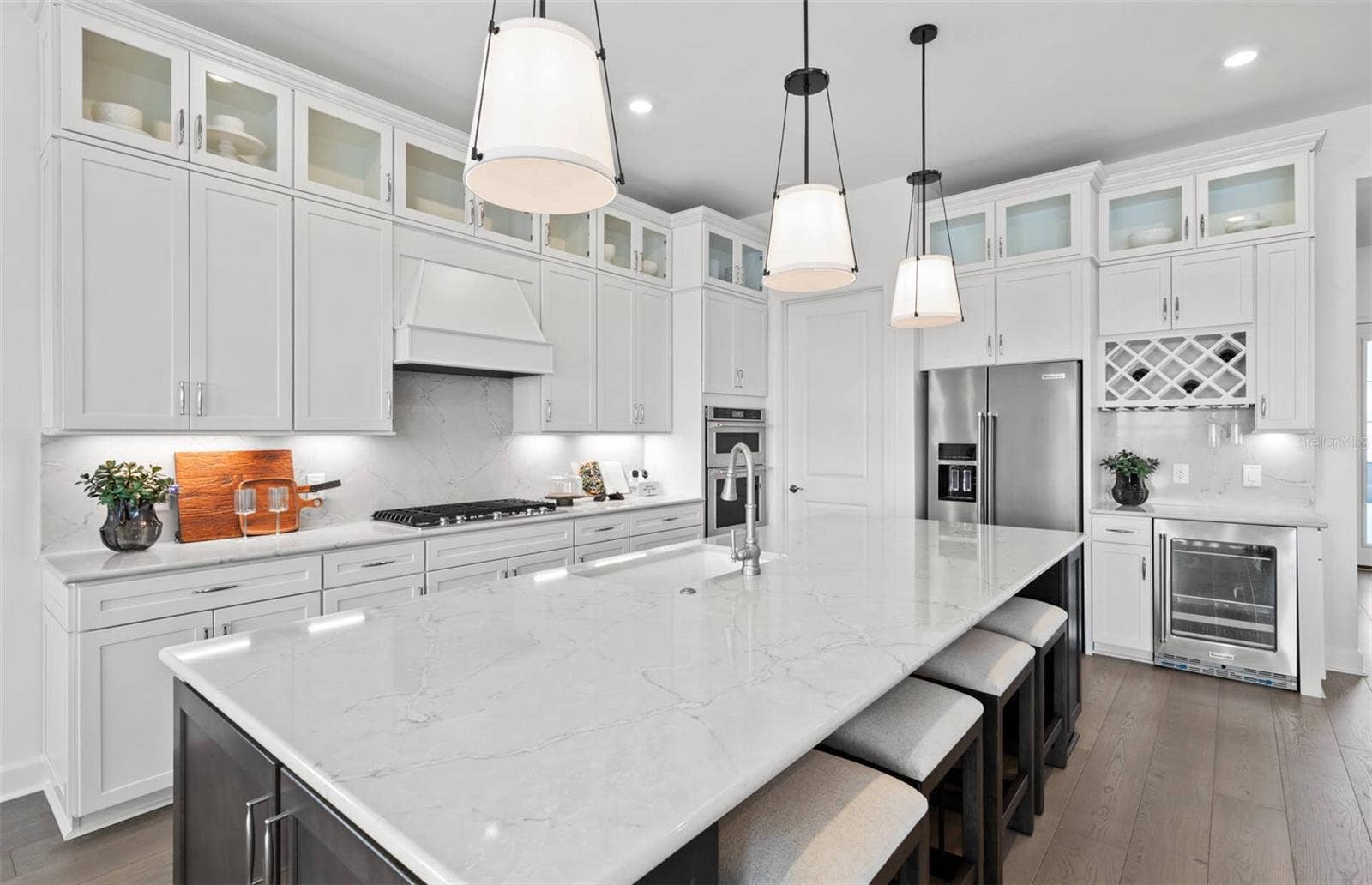19107 FOX LANDING PLACE, Lakewood Ranch, FL 34211 Photos depict staged model home.