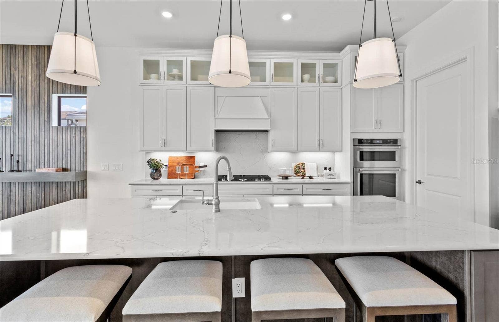 19107 FOX LANDING PLACE, Lakewood Ranch, FL 34211 Photos depict staged model home.