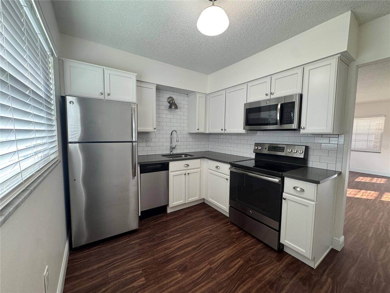 2207 S CAROLINA AVENUE, #37, Tampa, FL 33629 2207 S CAROLINA AVENUE, #37, Tampa, FL 33629