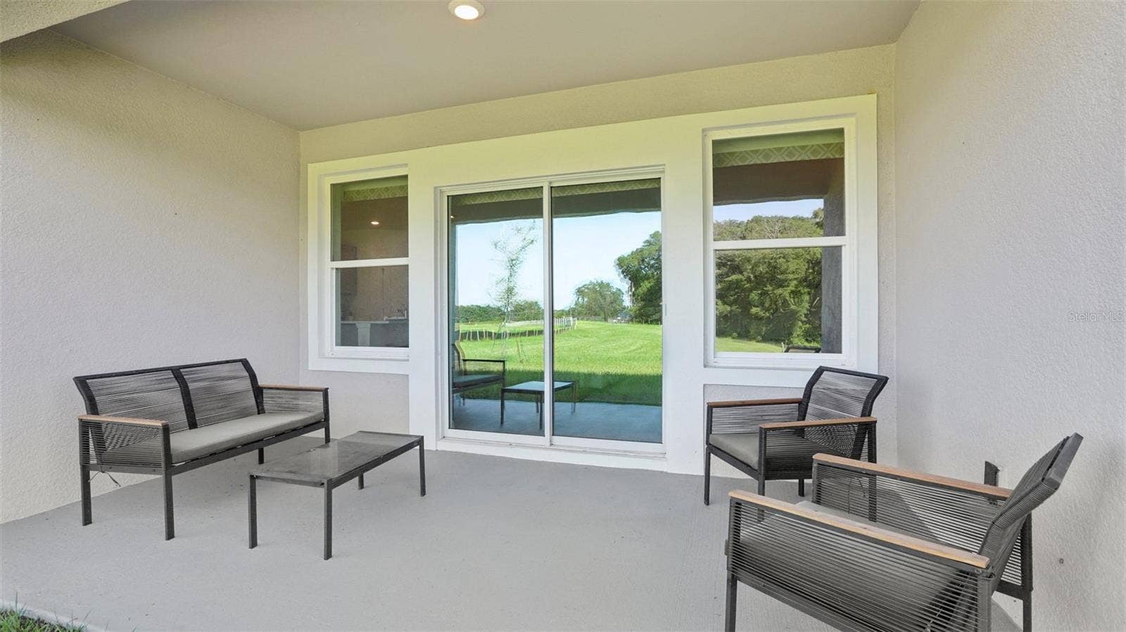 1217 12TH STREET SE, Ruskin, FL 33570