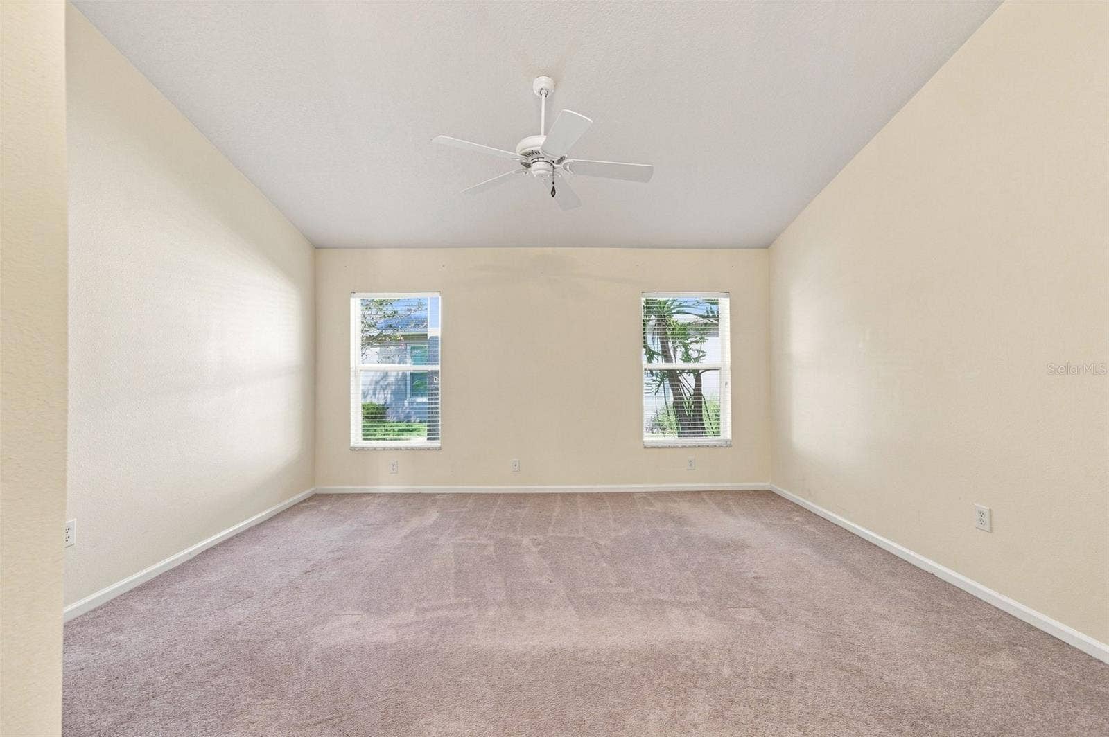 5229 ALGERINE PLACE, Wesley Chapel, FL 33544 5229 ALGERINE PLACE, Wesley Chapel, FL 33544