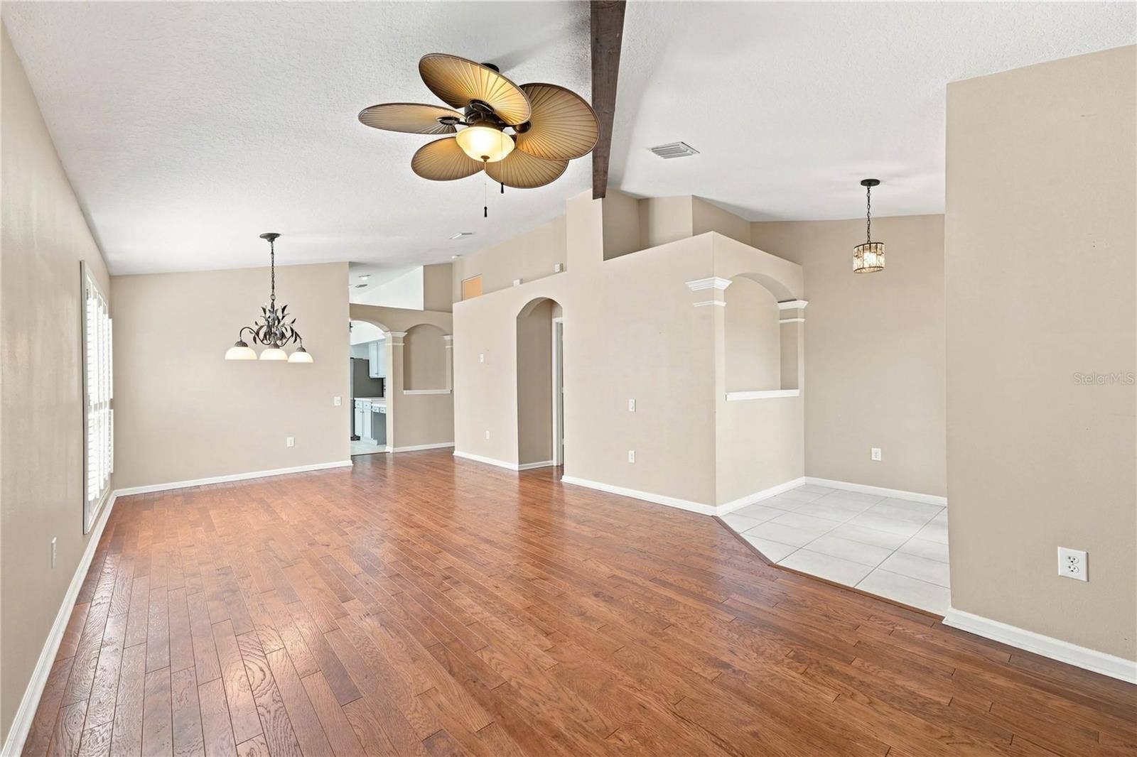 5229 ALGERINE PLACE, Wesley Chapel, FL 33544 5229 ALGERINE PLACE, Wesley Chapel, FL 33544