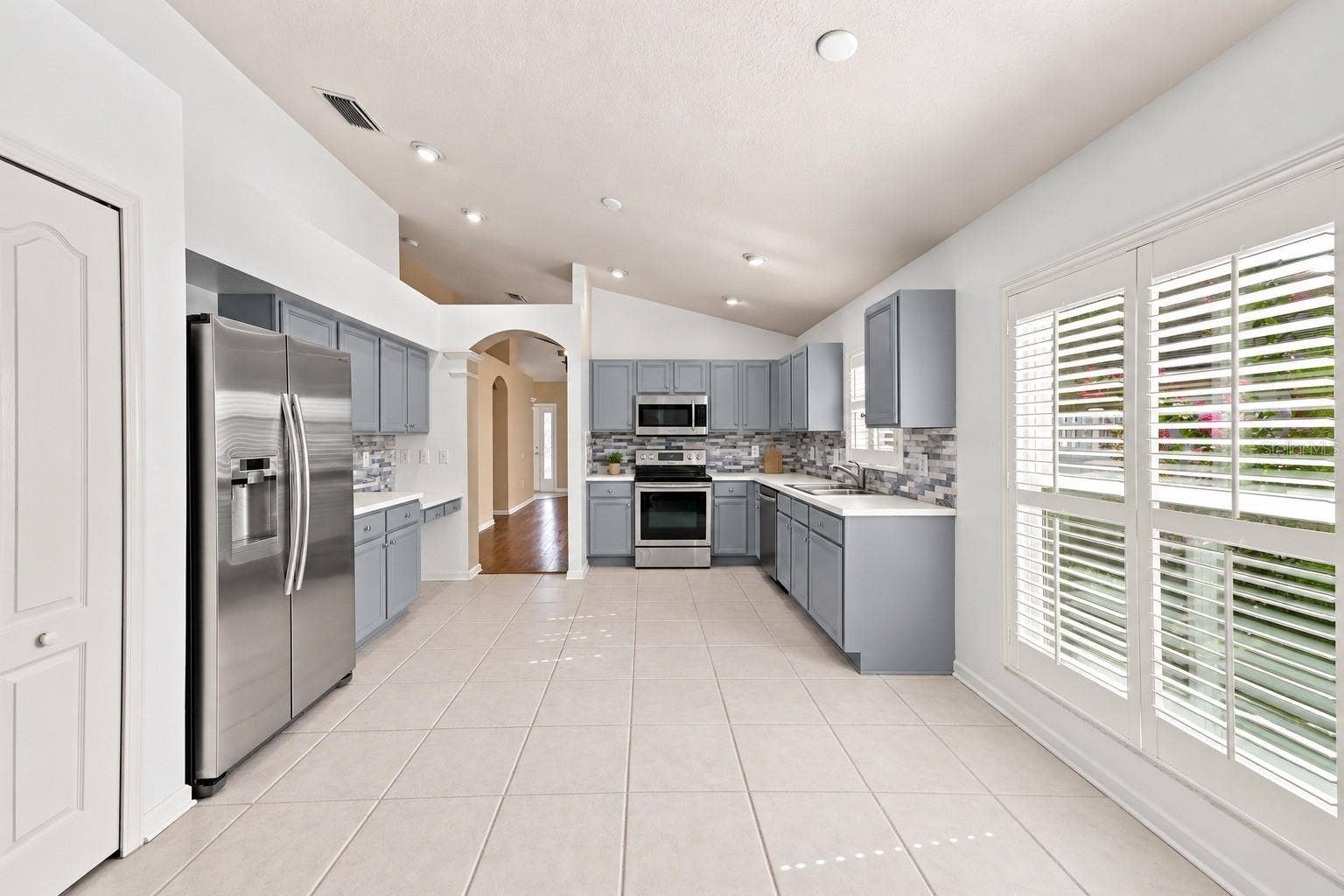 5229 ALGERINE PLACE, Wesley Chapel, FL 33544 5229 ALGERINE PLACE, Wesley Chapel, FL 33544