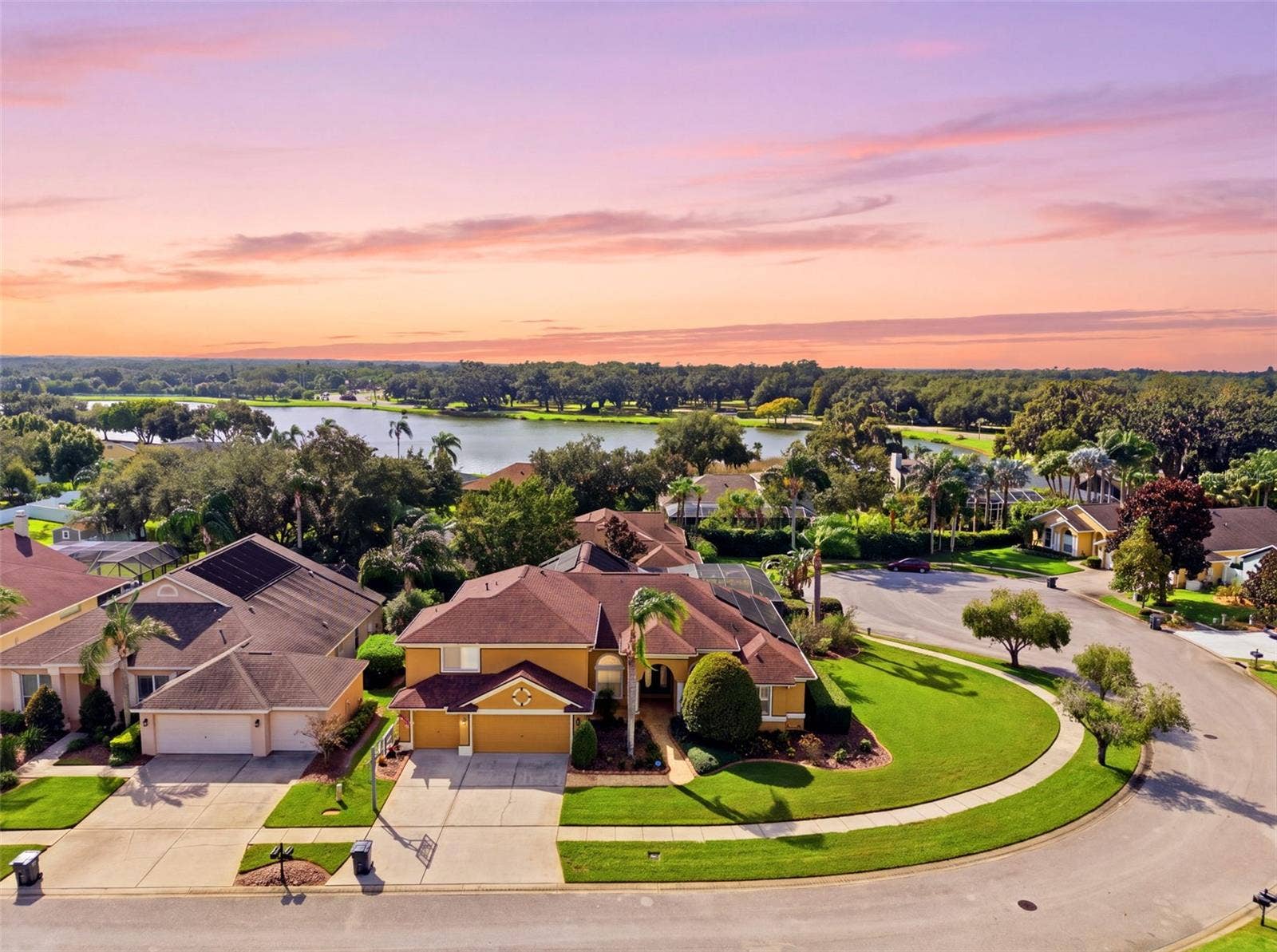 5113 COOPERS HAWK COURT, Valrico, FL 33596 5113 COOPERS HAWK COURT, Valrico, FL 33596