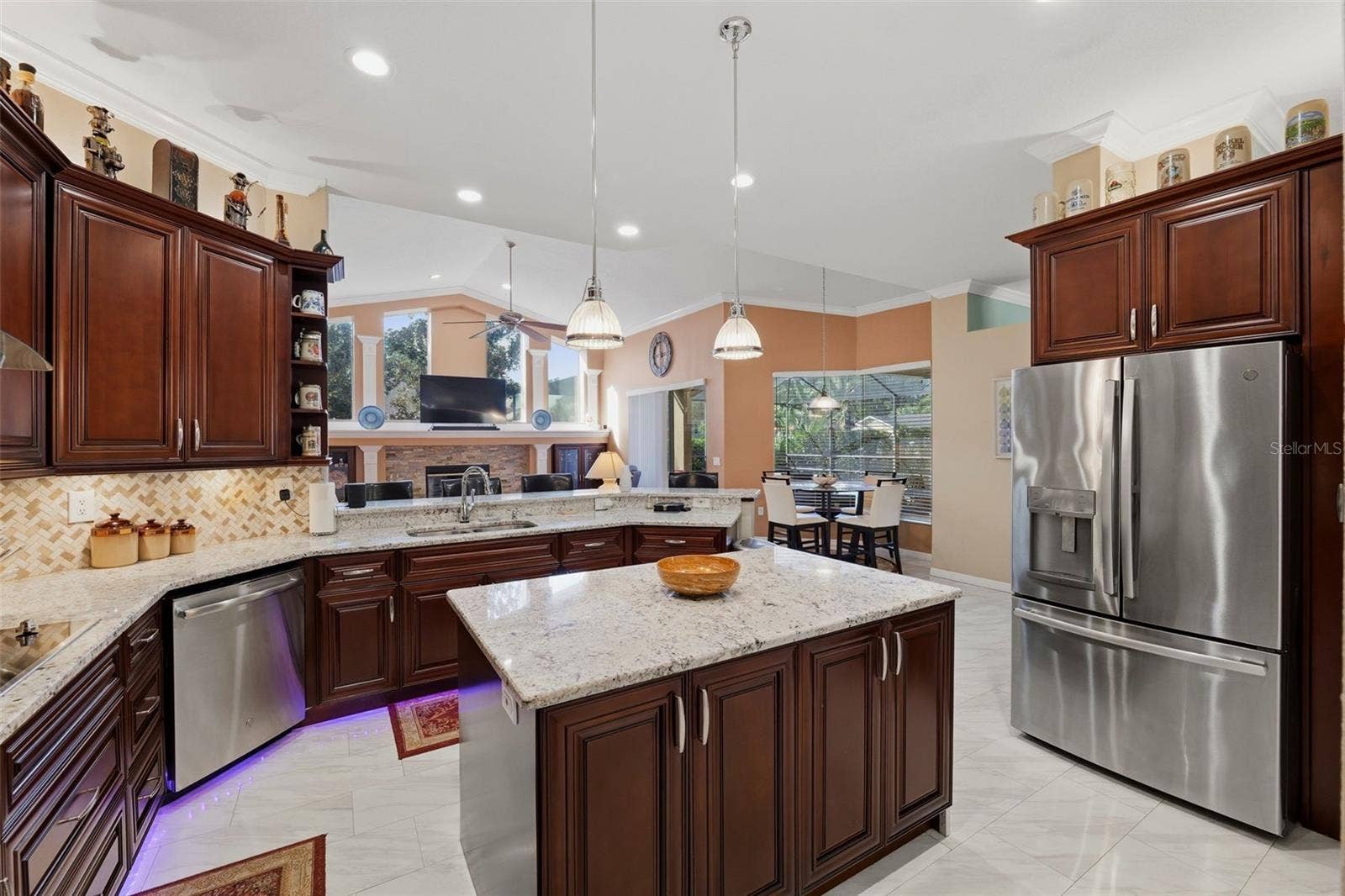5113 COOPERS HAWK COURT, Valrico, FL 33596 5113 COOPERS HAWK COURT, Valrico, FL 33596