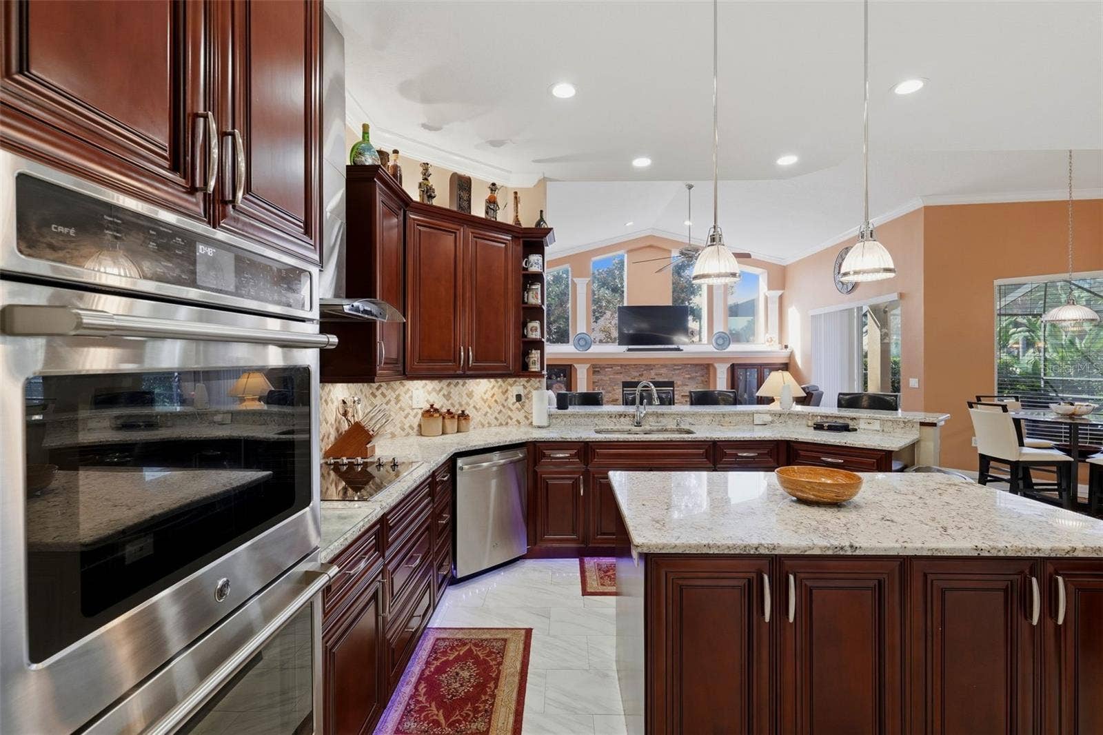 5113 COOPERS HAWK COURT, Valrico, FL 33596 Kitchen