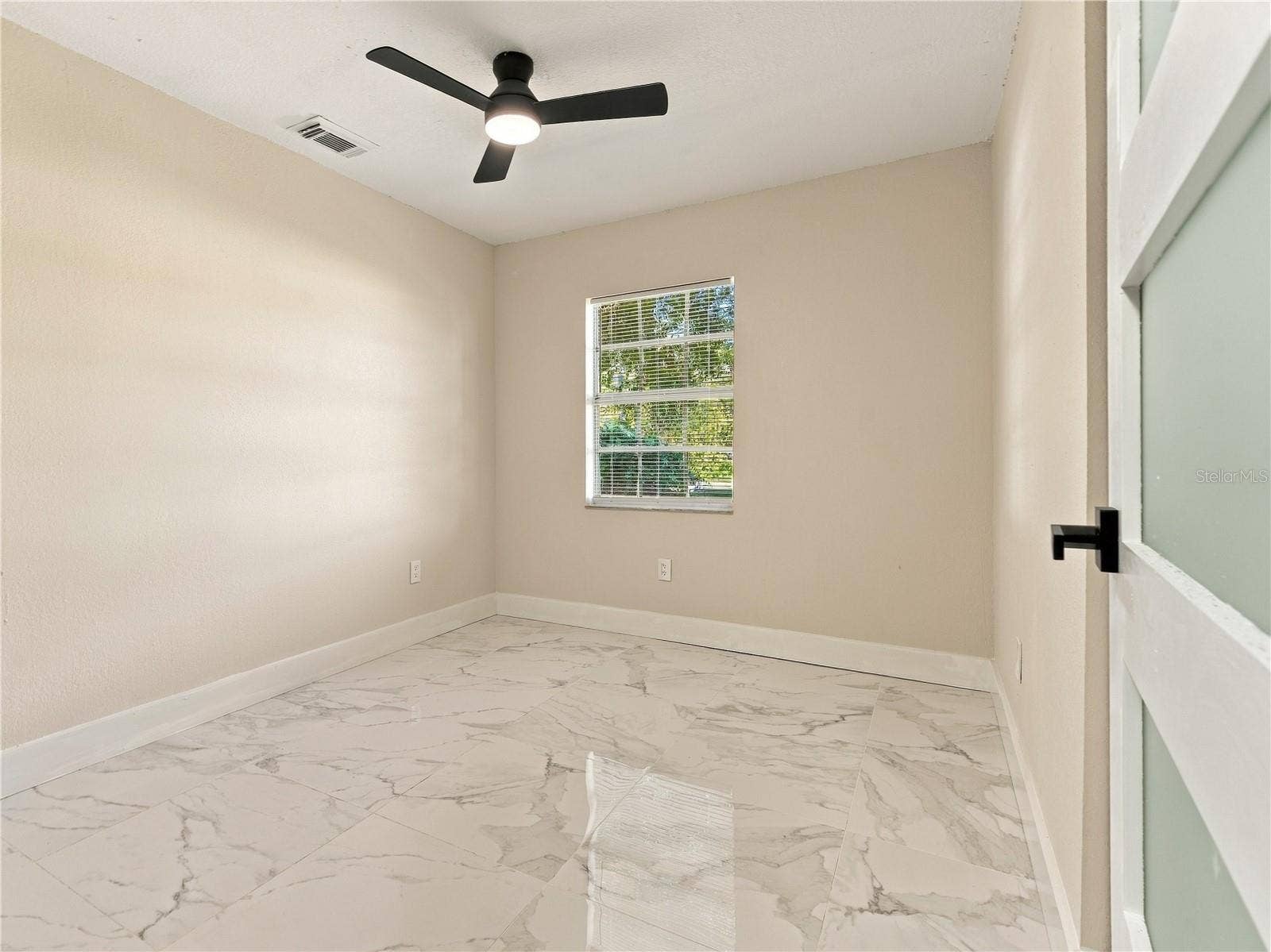 1507 W PERDIZ STREET, Tampa, FL 33612