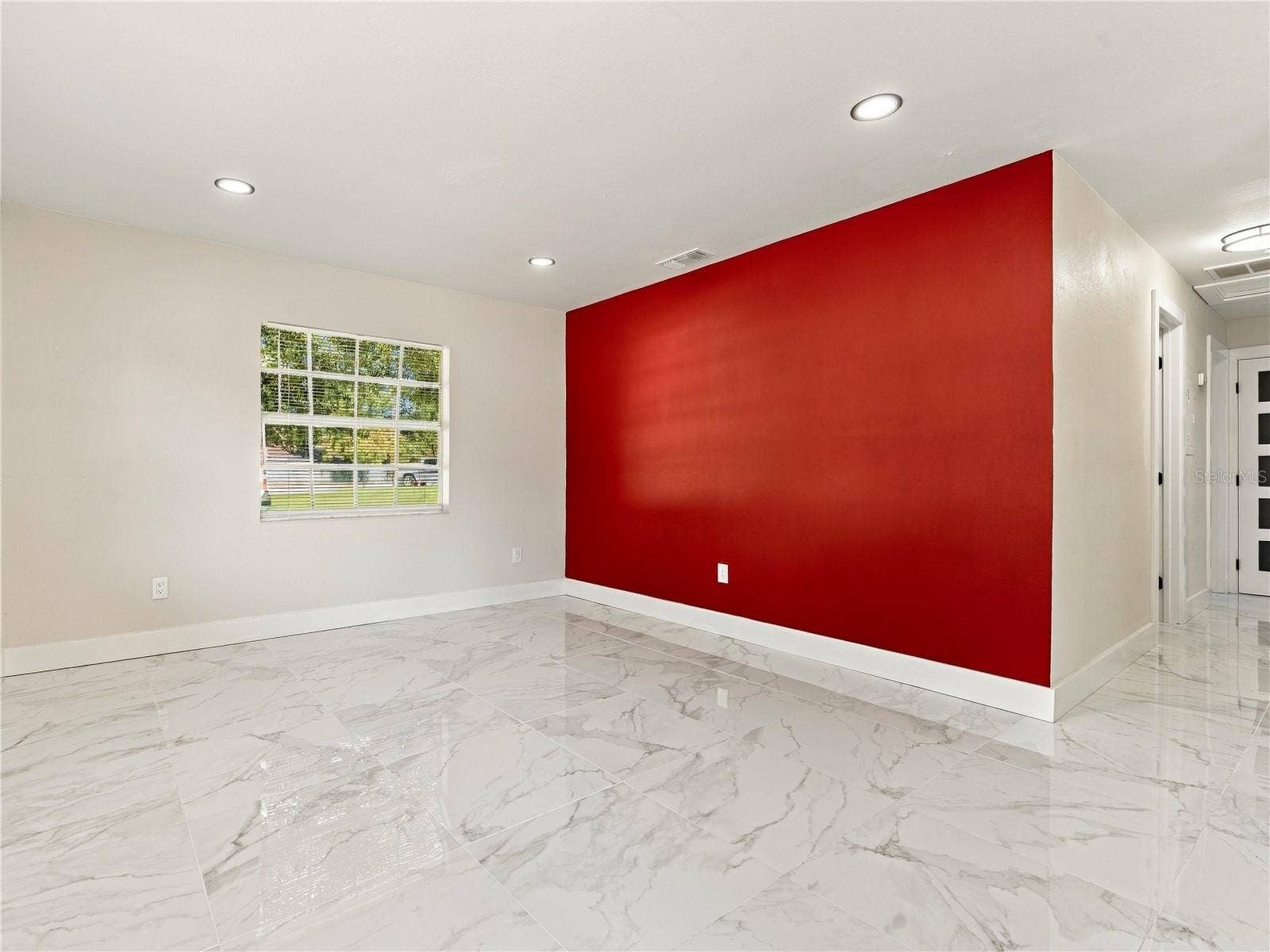 1507 W PERDIZ STREET, Tampa, FL 33612