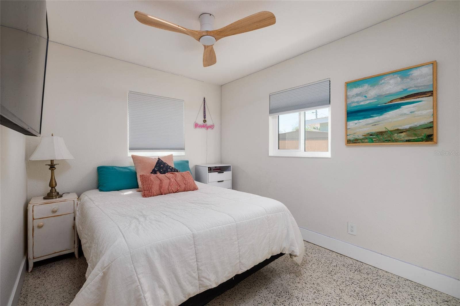 9298 SUN ISLE DRIVE NE, St Petersburg, FL 33702