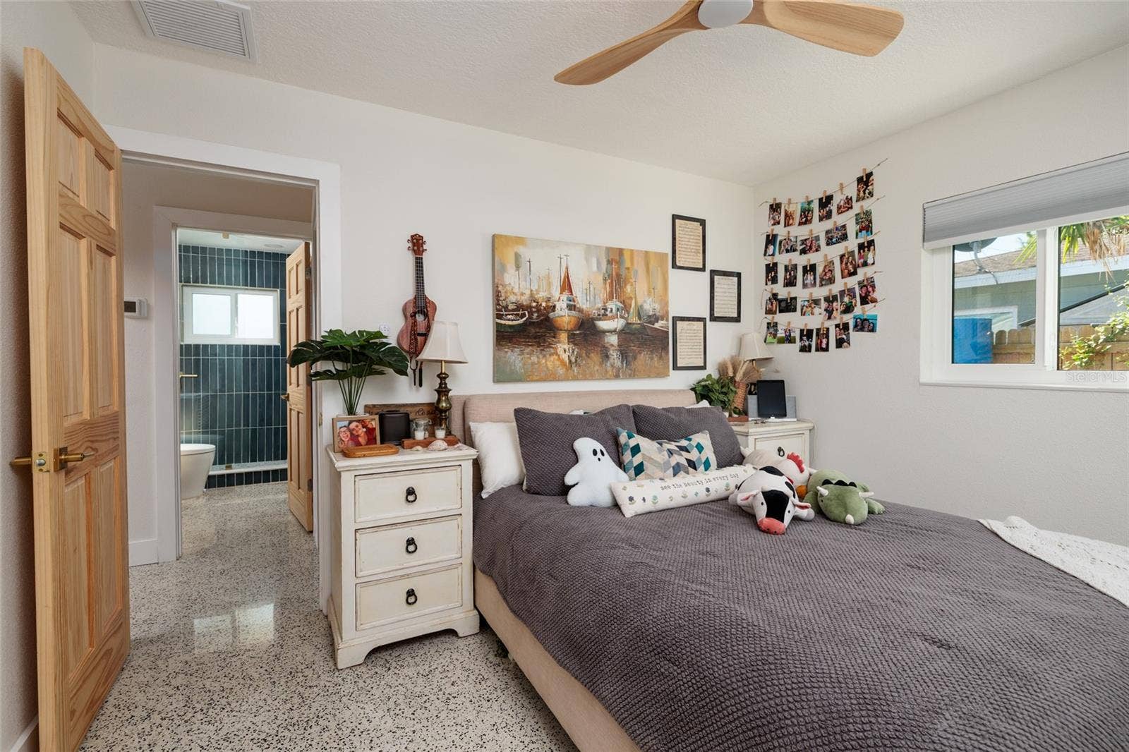 9298 SUN ISLE DRIVE NE, St Petersburg, FL 33702