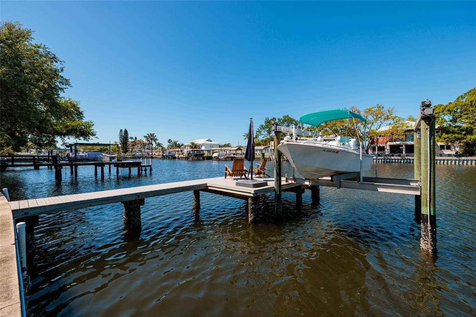 9298 SUN ISLE DRIVE NE, St Petersburg, FL 33702