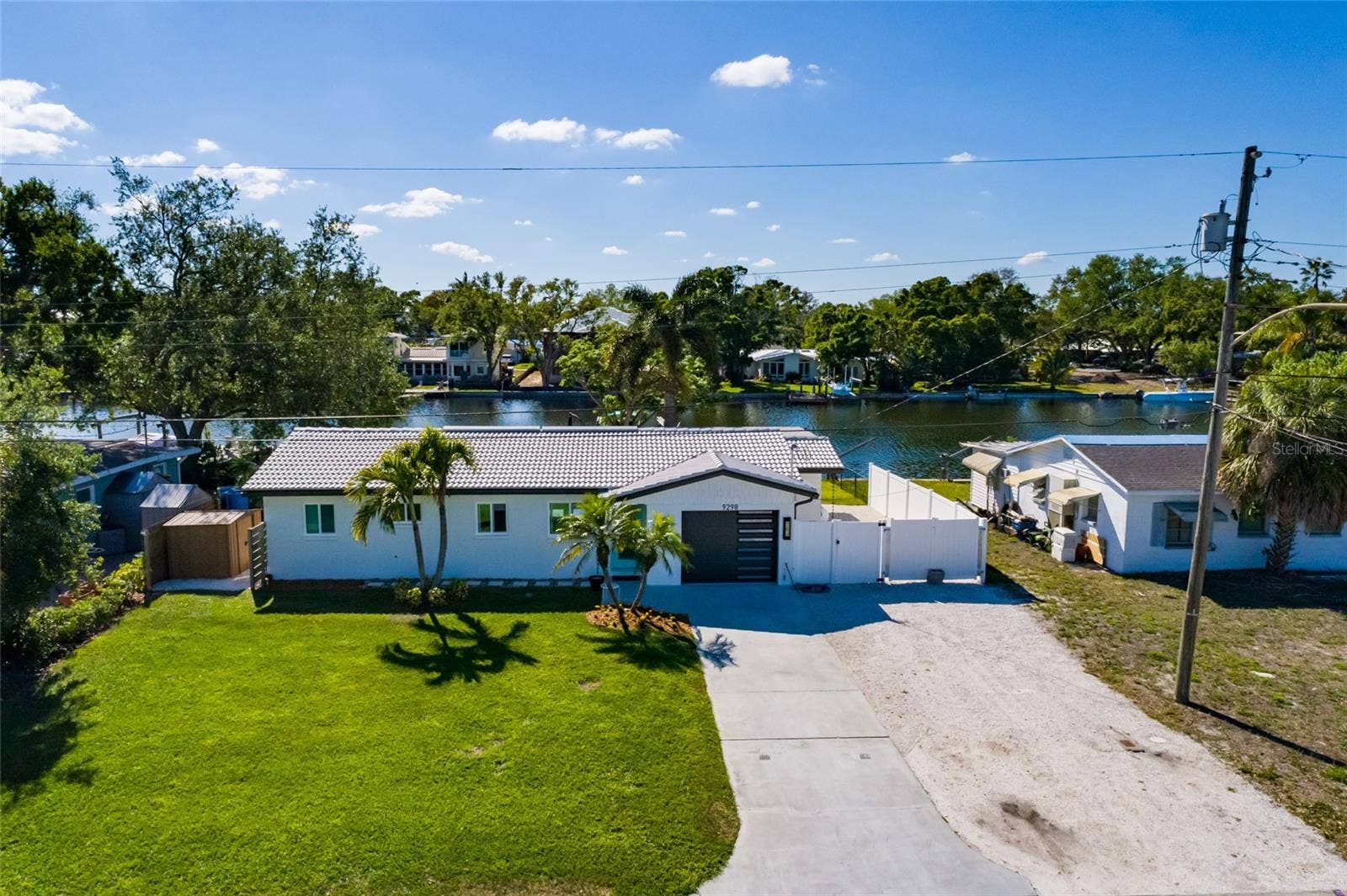 9298 SUN ISLE DRIVE NE, St Petersburg, FL 33702