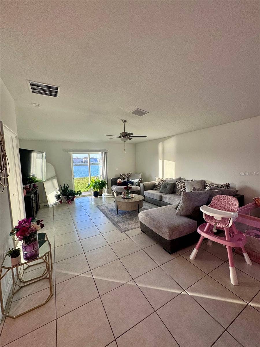 5535 BLUE AZURE DRIVE, Wimauma, FL 33598 living room