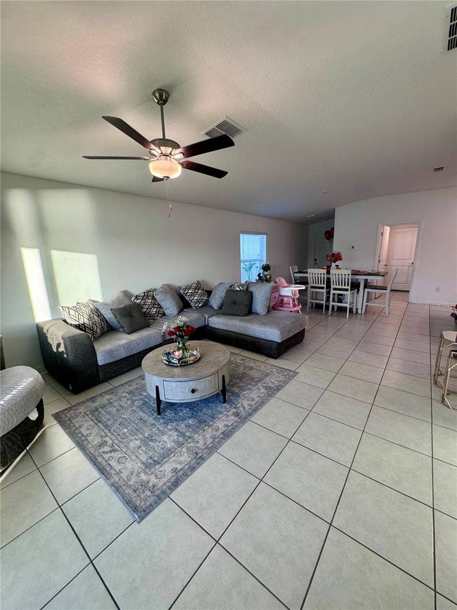 5535 BLUE AZURE DRIVE, Wimauma, FL 33598 living room