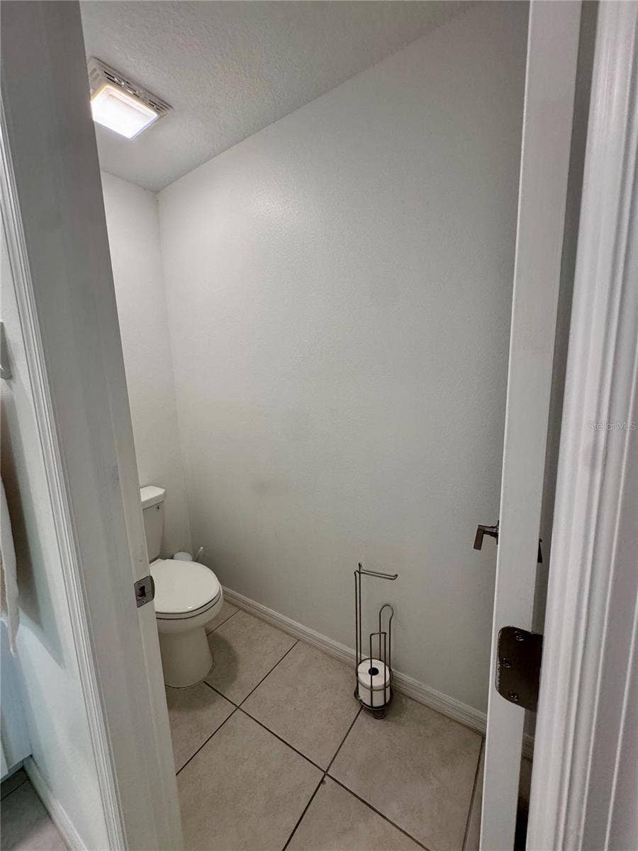 5535 BLUE AZURE DRIVE, Wimauma, FL 33598 Primary bathroom