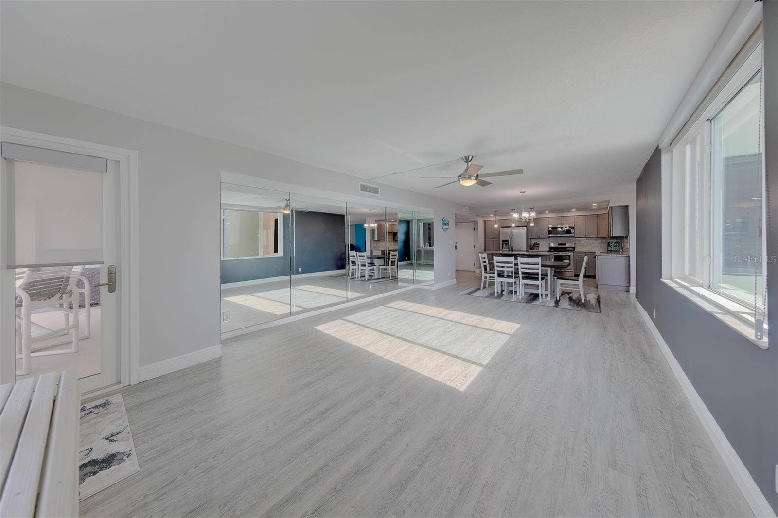 1460 GULF BOULEVARD, #501, Clearwater Beach, FL 33767 1460 GULF BOULEVARD, #501, Clearwater Beach, FL 33767