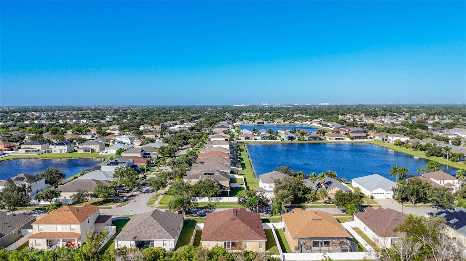 13303 GRAHAM YARDEN DRIVE, Riverview, FL 33579 13303 GRAHAM YARDEN DRIVE, Riverview, FL 33579