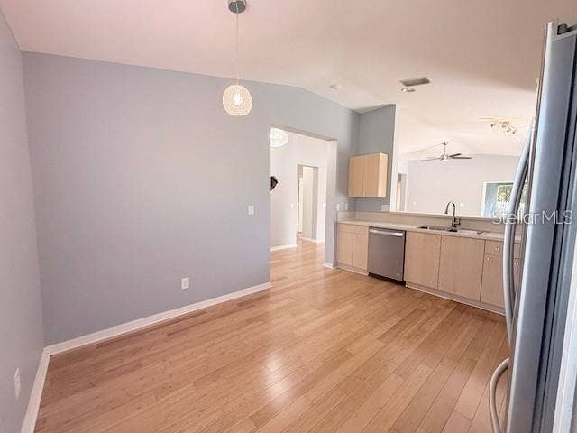 11424 COCONUT ISLAND DRIVE, Riverview, FL 33569 Kitchen