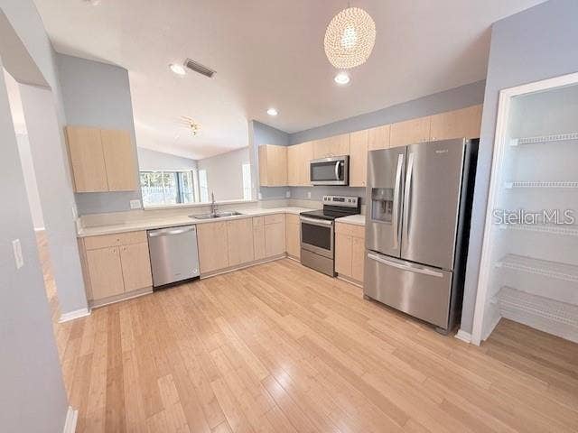 11424 COCONUT ISLAND DRIVE, Riverview, FL 33569 Kitchen