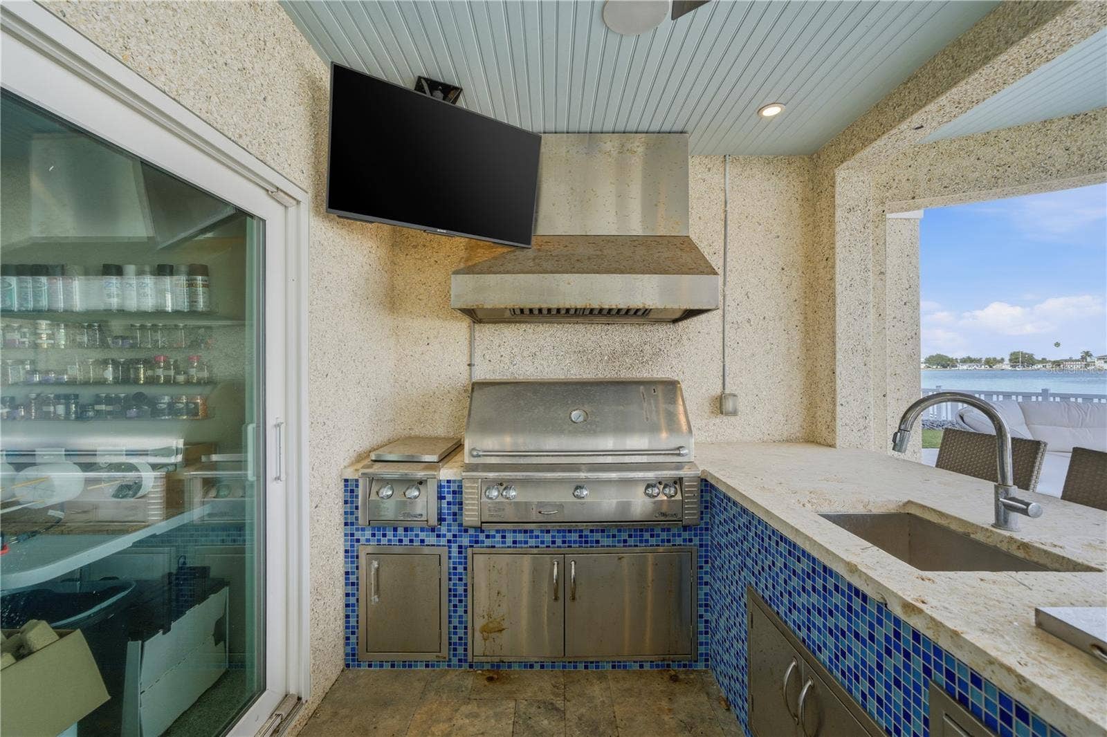 391 12TH AVENUE, Indian Rocks Beach, FL 33785 391 12TH AVENUE, Indian Rocks Beach, FL 33785