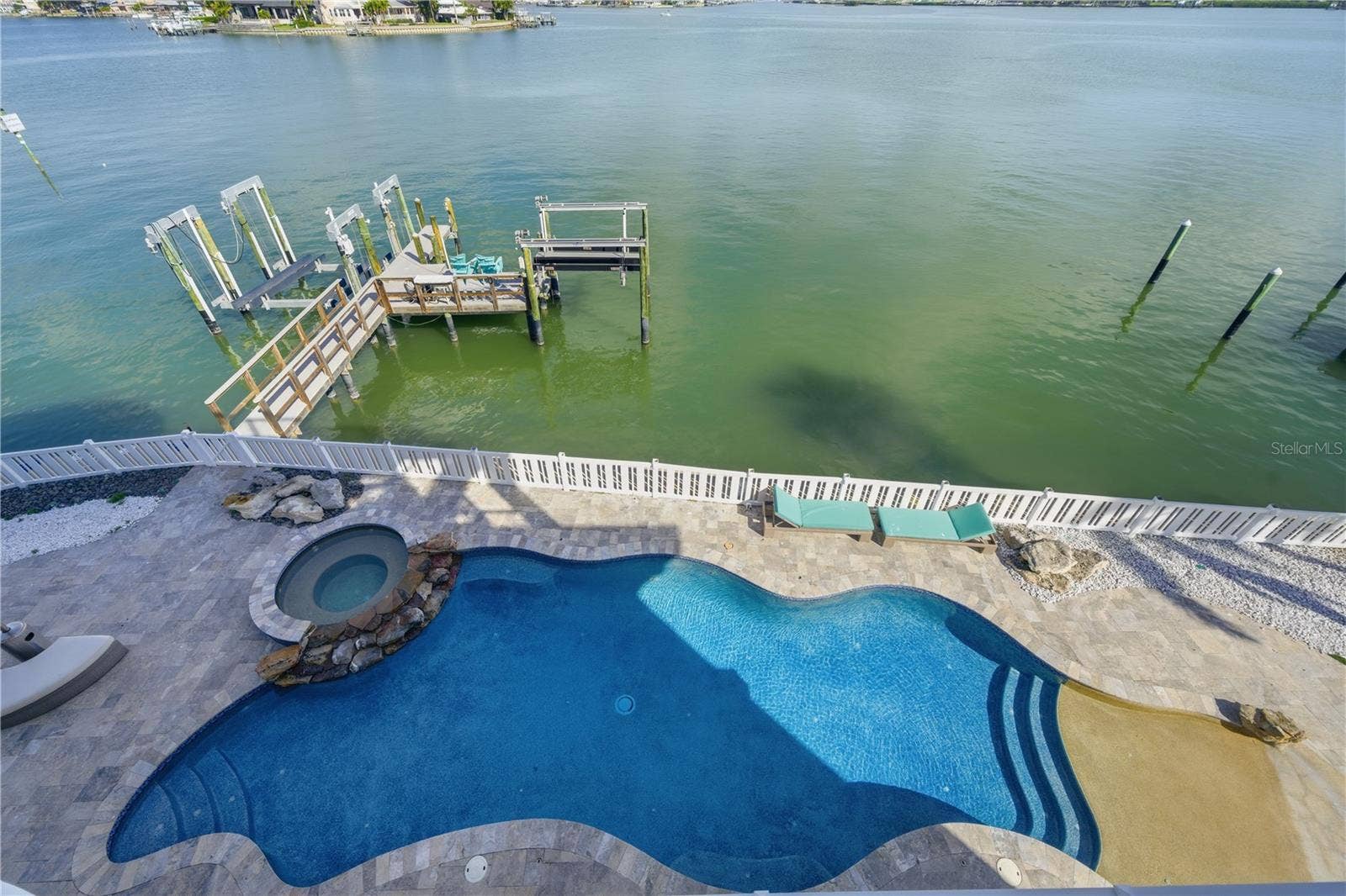 391 12TH AVENUE, Indian Rocks Beach, FL 33785 391 12TH AVENUE, Indian Rocks Beach, FL 33785