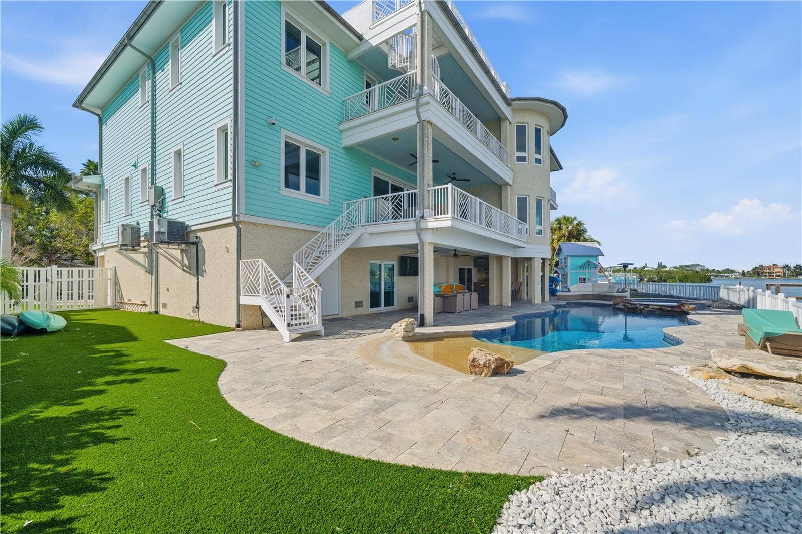 391 12TH AVENUE, Indian Rocks Beach, FL 33785 391 12TH AVENUE, Indian Rocks Beach, FL 33785