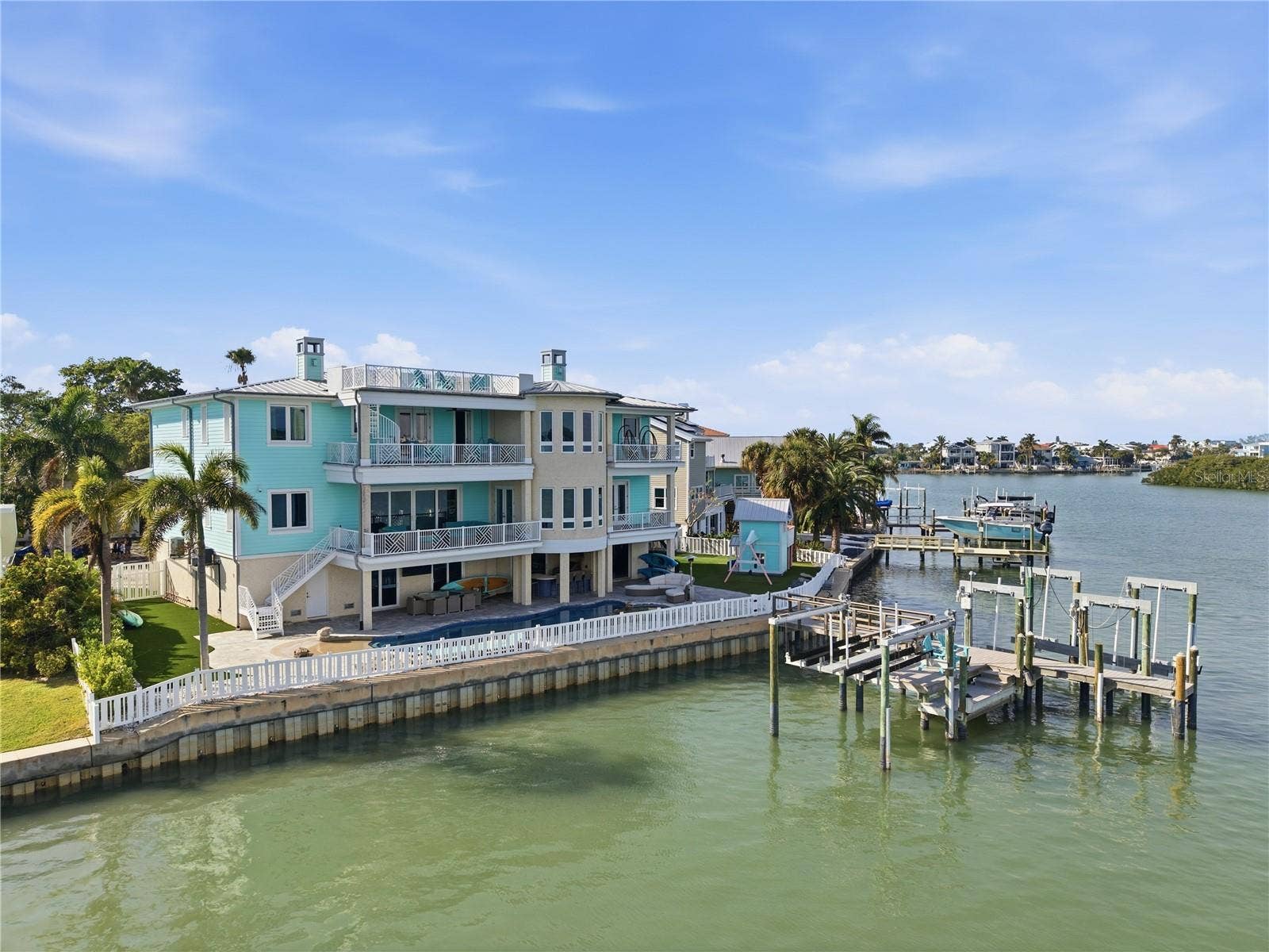 391 12TH AVENUE, Indian Rocks Beach, FL 33785 391 12TH AVENUE, Indian Rocks Beach, FL 33785