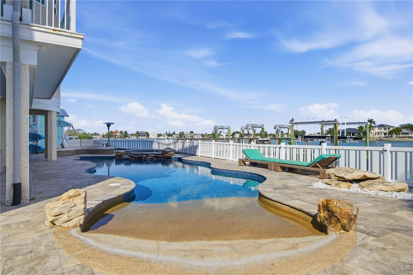 391 12TH AVENUE, Indian Rocks Beach, FL 33785 391 12TH AVENUE, Indian Rocks Beach, FL 33785
