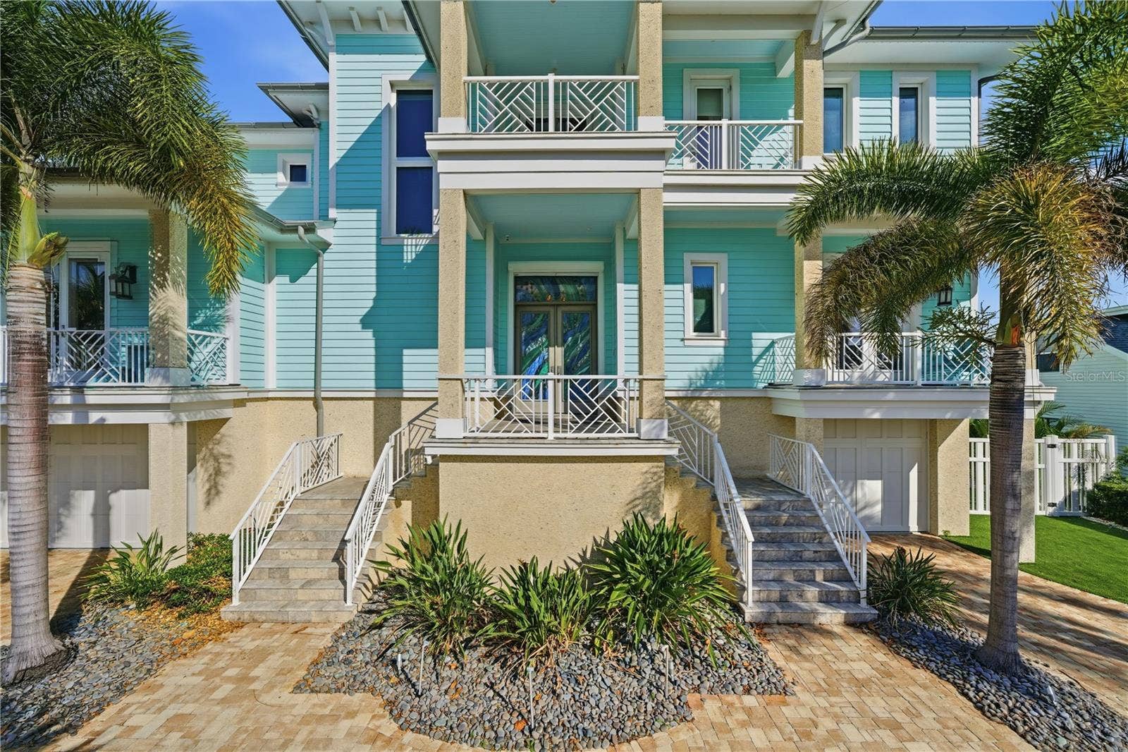 391 12TH AVENUE, Indian Rocks Beach, FL 33785 391 12TH AVENUE, Indian Rocks Beach, FL 33785