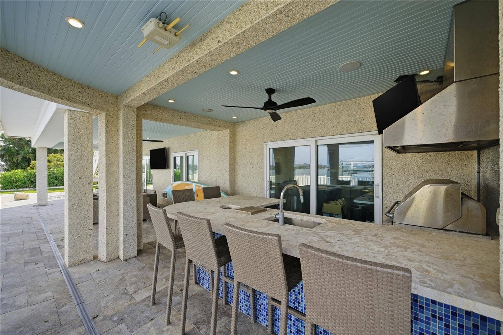391 12TH AVENUE, Indian Rocks Beach, FL 33785 391 12TH AVENUE, Indian Rocks Beach, FL 33785