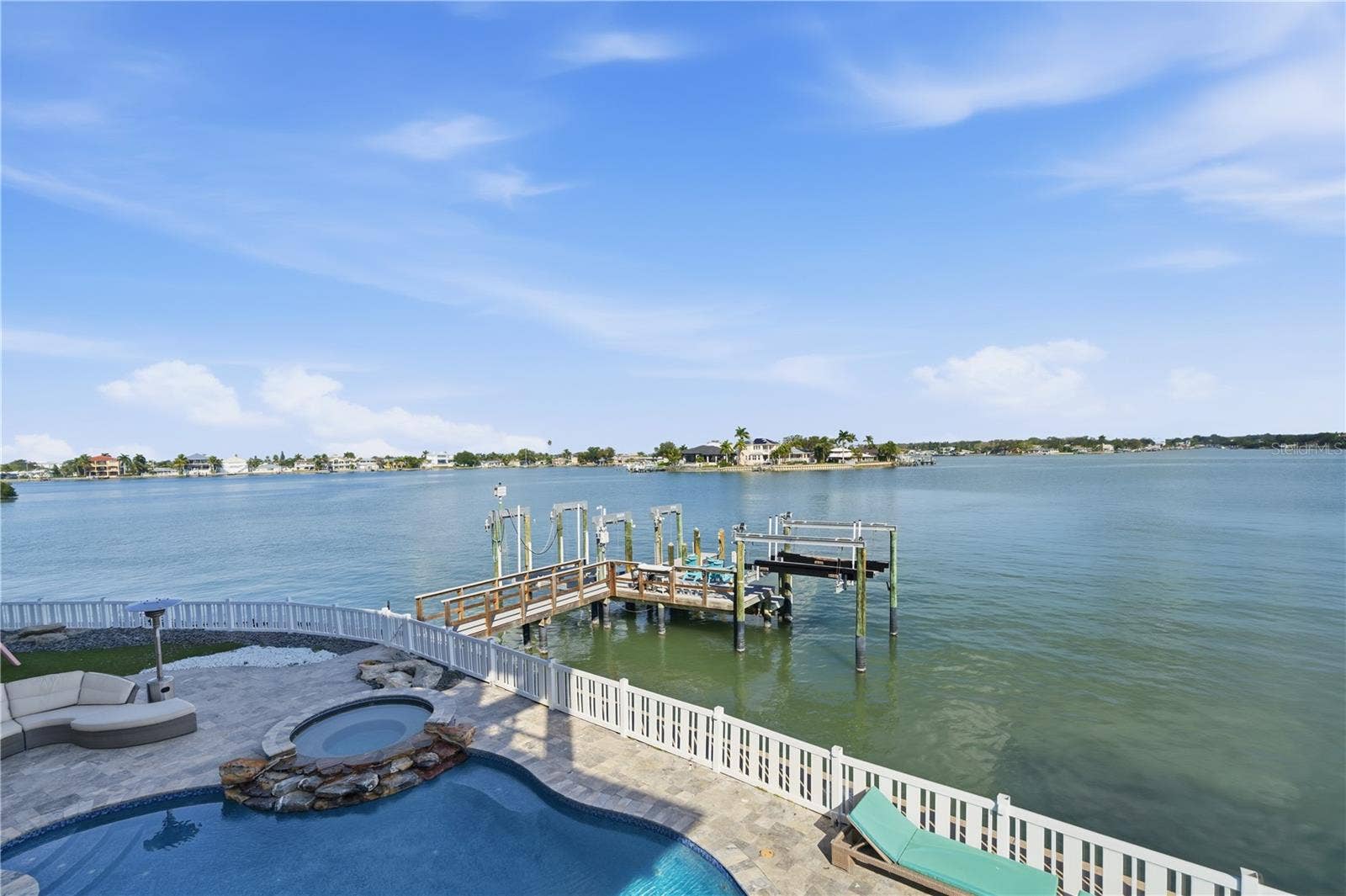 391 12TH AVENUE, Indian Rocks Beach, FL 33785 391 12TH AVENUE, Indian Rocks Beach, FL 33785